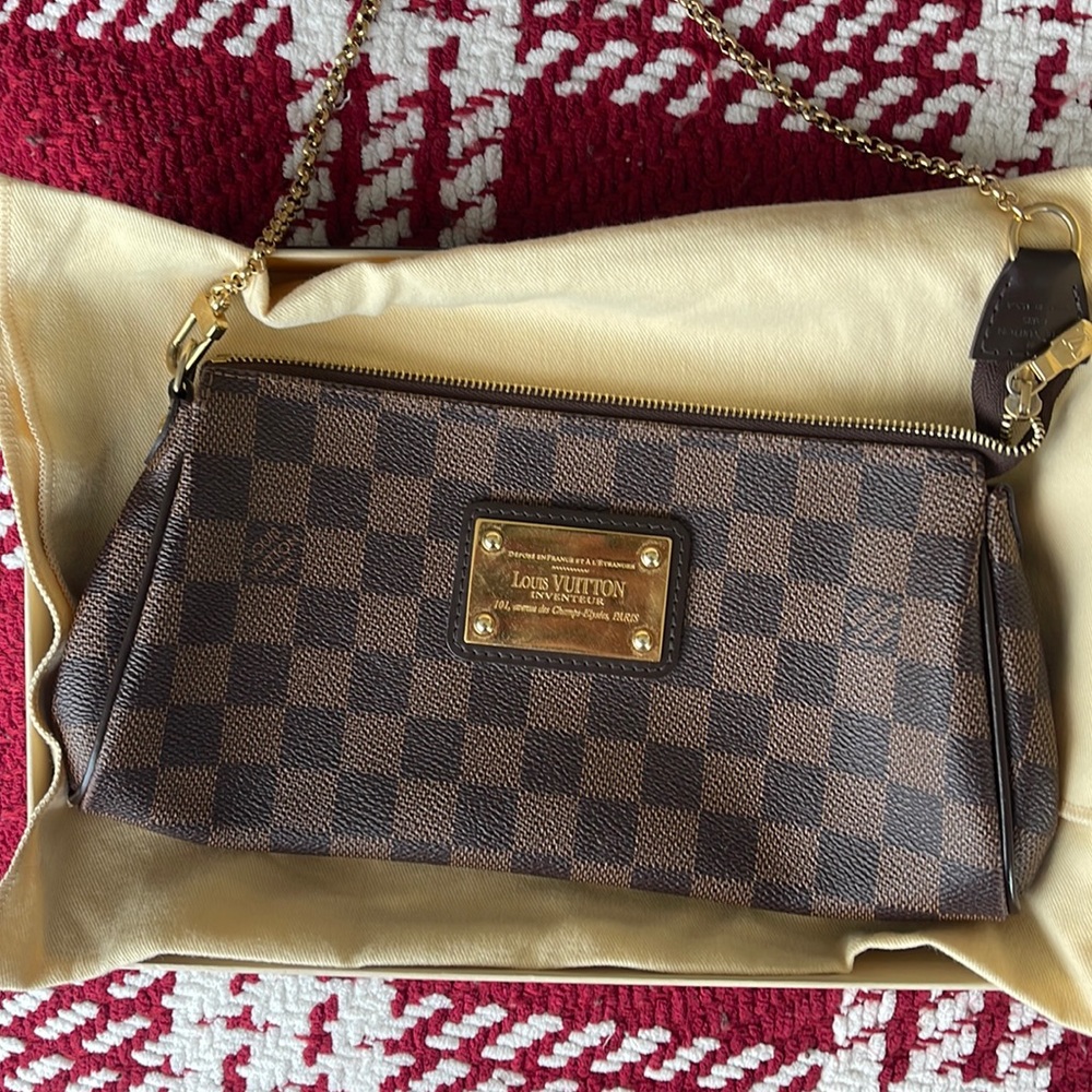Louis Vuitton Eva Damier listing